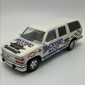 Vintage 1994 Brickyard 400 Official Truck Toy Chevy Suburban White Blue